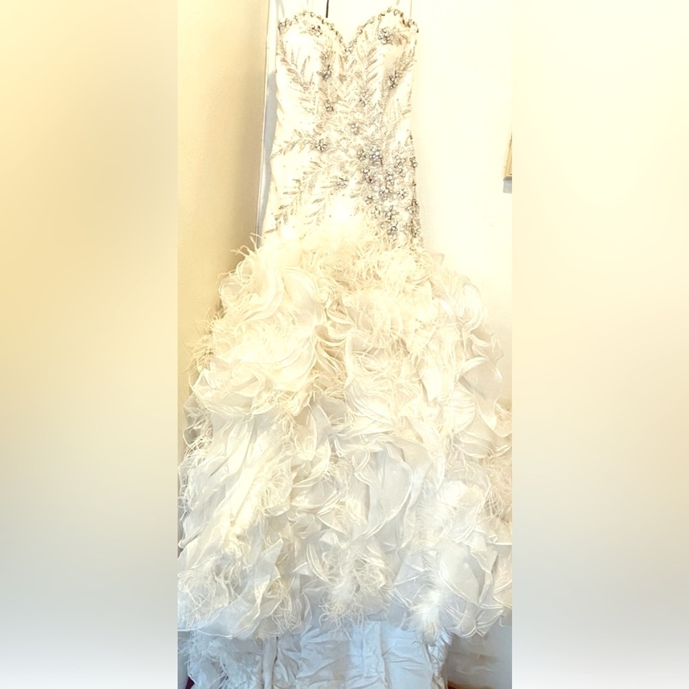 THIS DYNAMIC CRYSTAL GOWN IS FOR SALE & IS FOR YOUR DYNAMIC WEDDING EXPERIENCE!